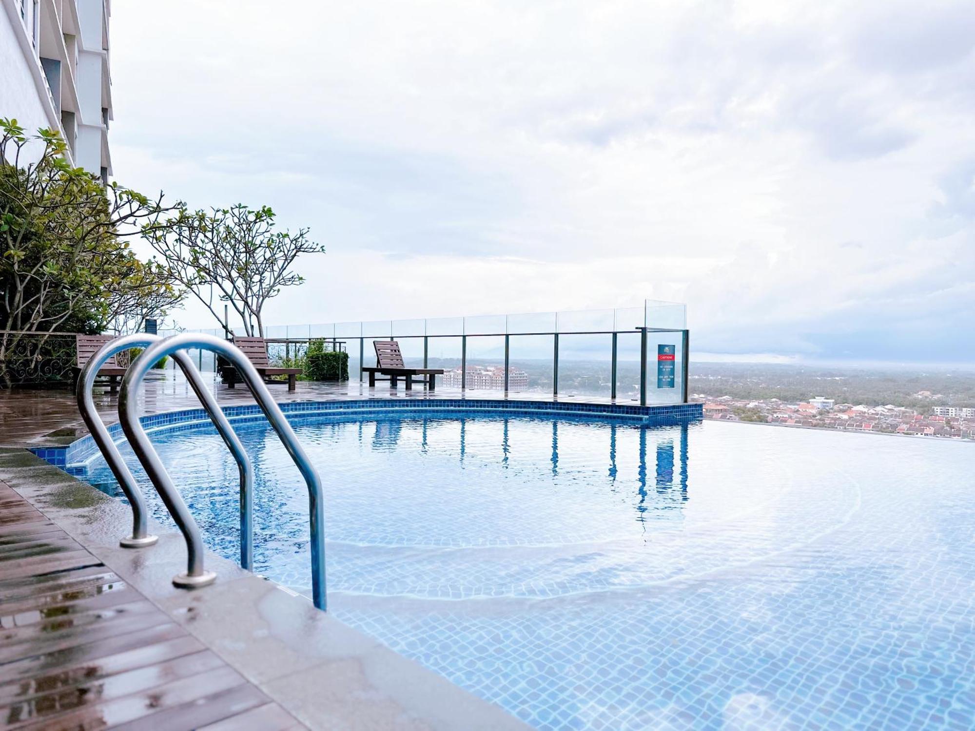 Silverscape - Luxury 3-4Br With Bathtub I 6-11Pax I Infinity Pool I Jonkerst - Managed By Alviv Homestay Малакка Экстерьер фото